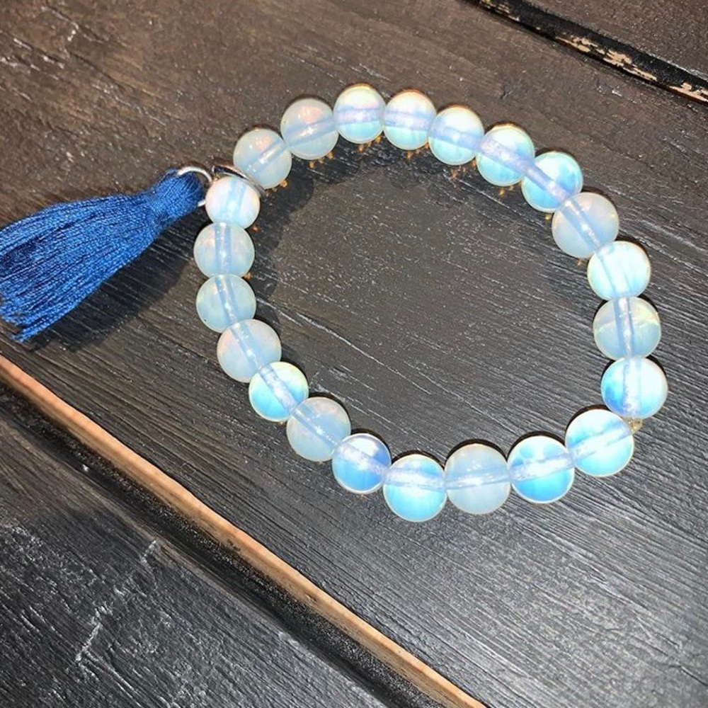 Bright blue bracelet - Picture 1 of 3